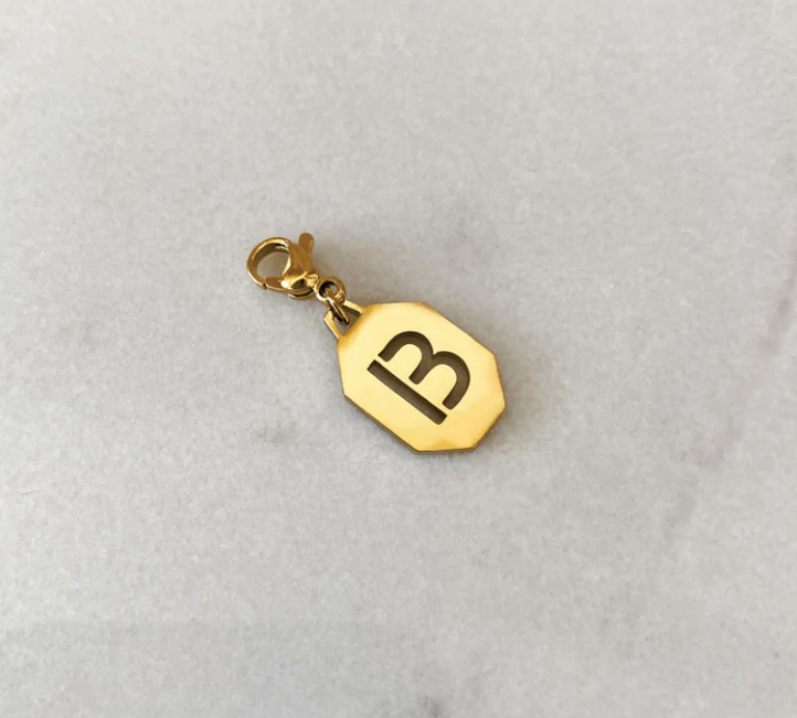 Inicial charm
