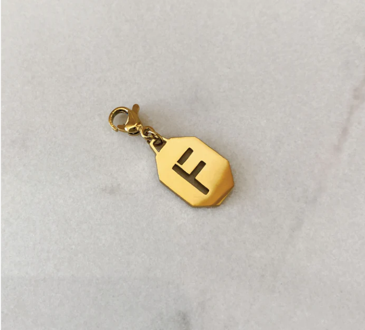 Inicial charm