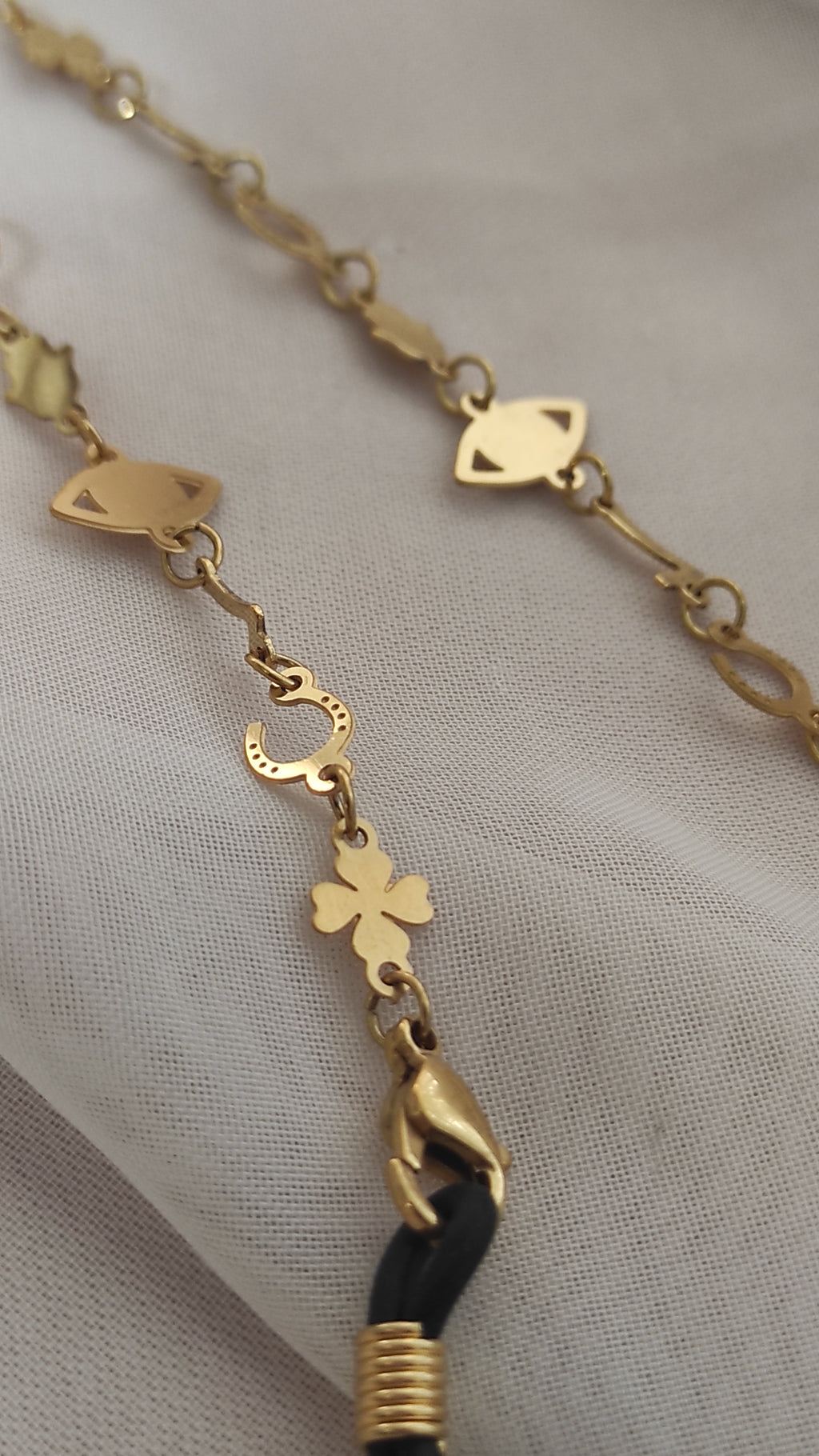 Sunny chain Lucky