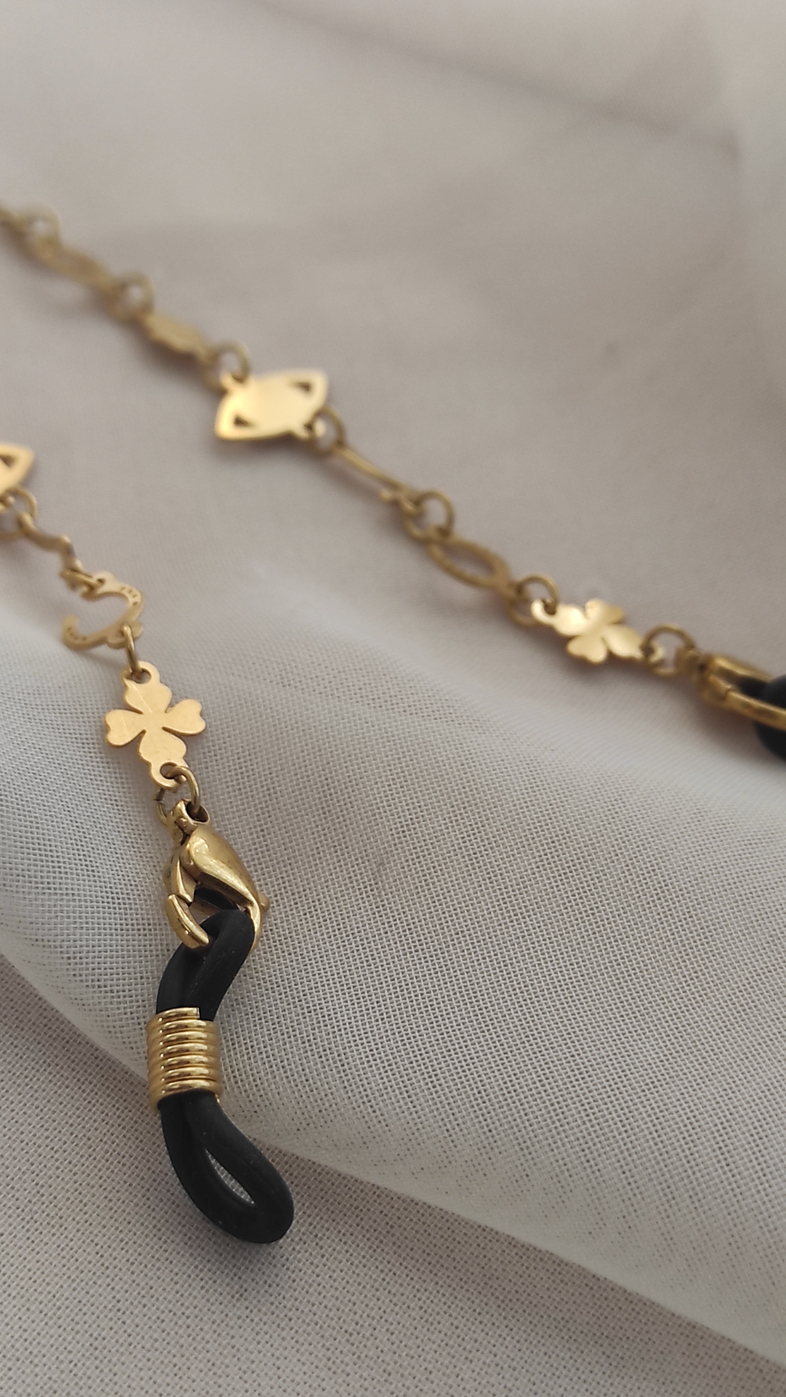 Sunny chain Lucky